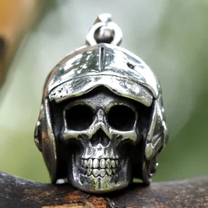 pendentif-skull-pilote-casque