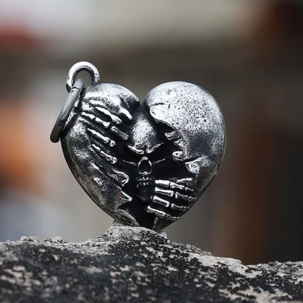 pendentif-skull-coeur-brise