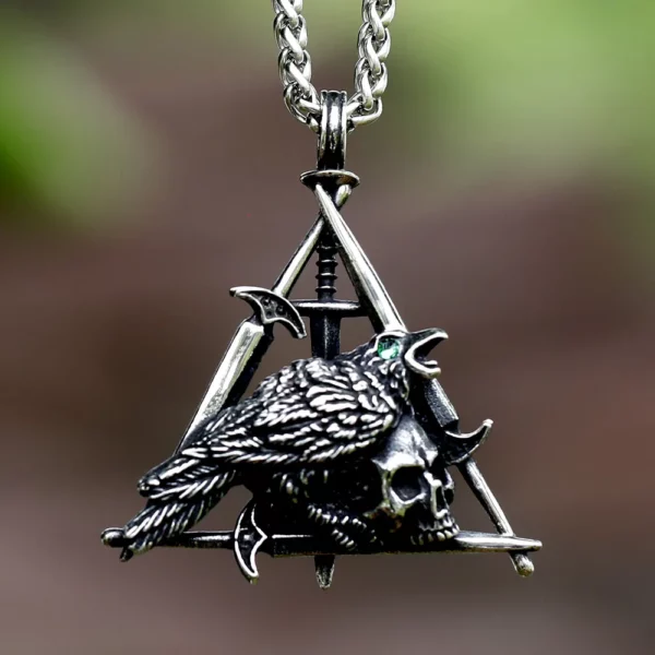 pendentif-skull-corbeau-perche